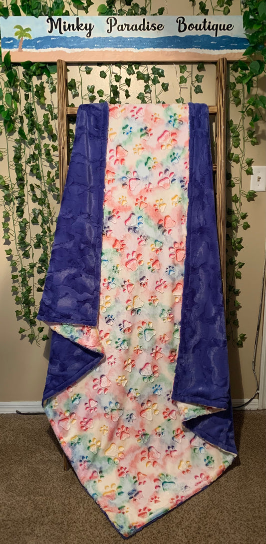 Vibrant paws/ periwinkle hide