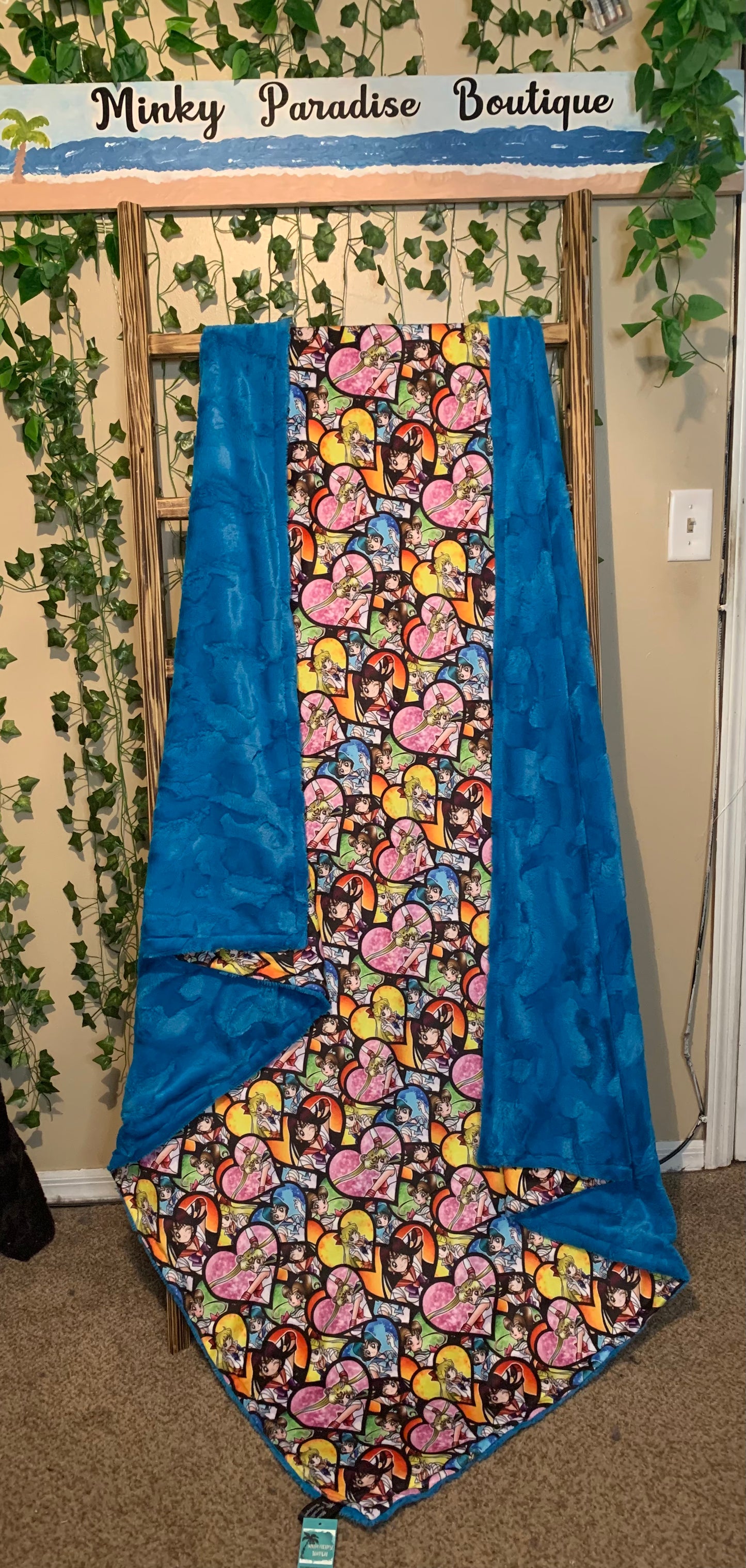 Sailor moon print / peacock hide